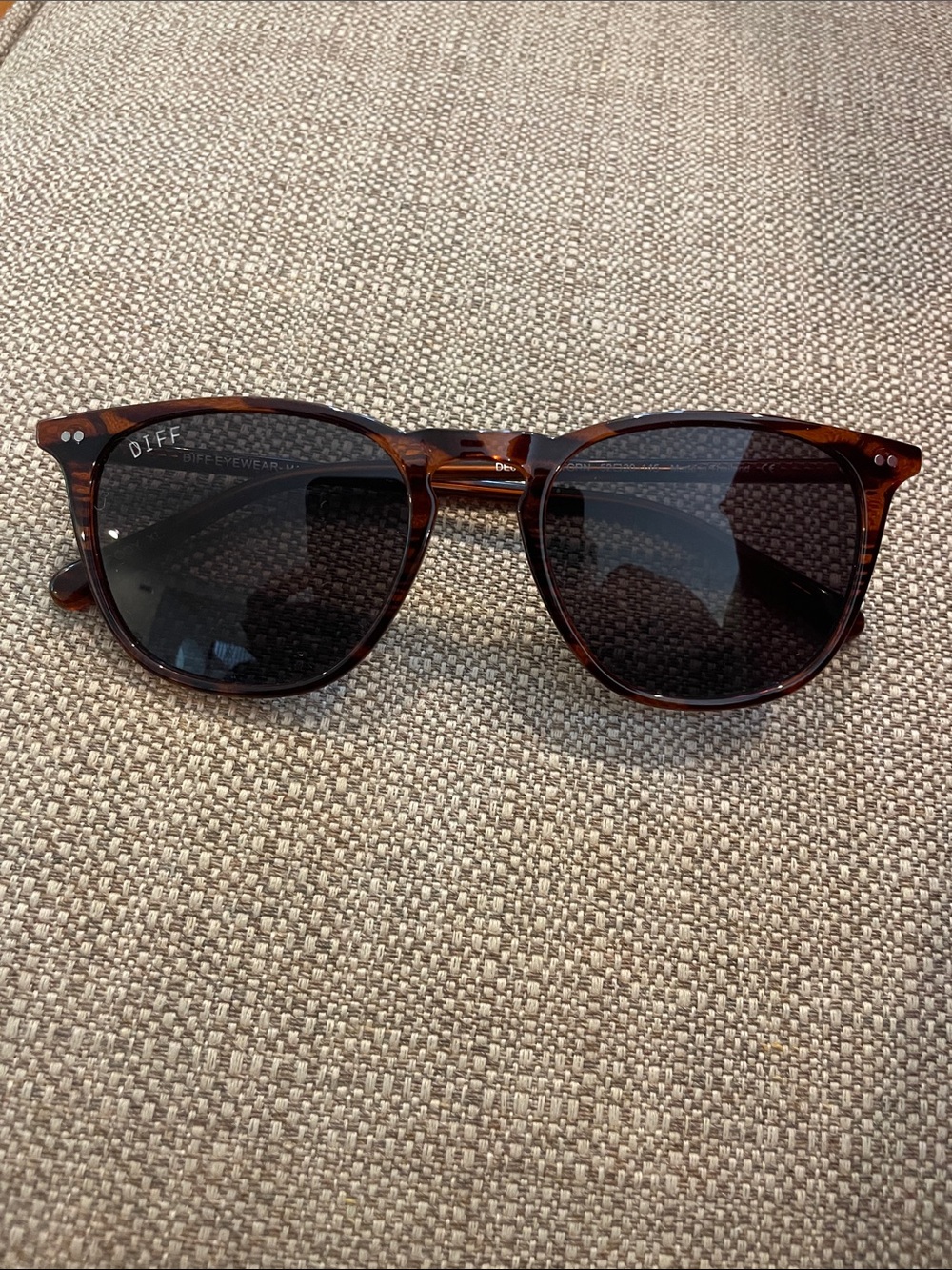 Diff Eyewear Tortoise Brown Frame Sunglasses with Dark Lenses